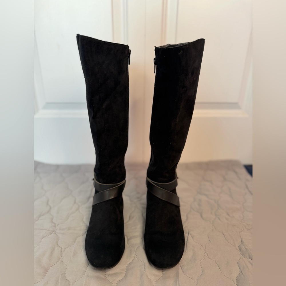 American Eagle Outfitters Black Hidden Heel Boots
